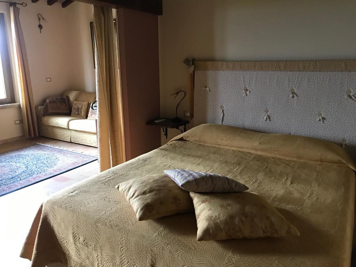 Genius Loci Country Inn Bevagna Exterior foto
