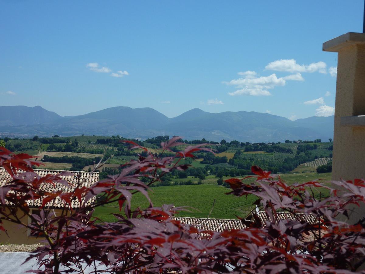 Genius Loci Country Inn Bevagna Exterior foto